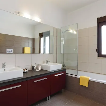 Villa Persis By