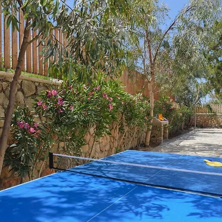 Βίλα Persis By Πεύκος