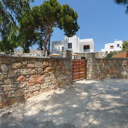 Willa Persis By Pefki